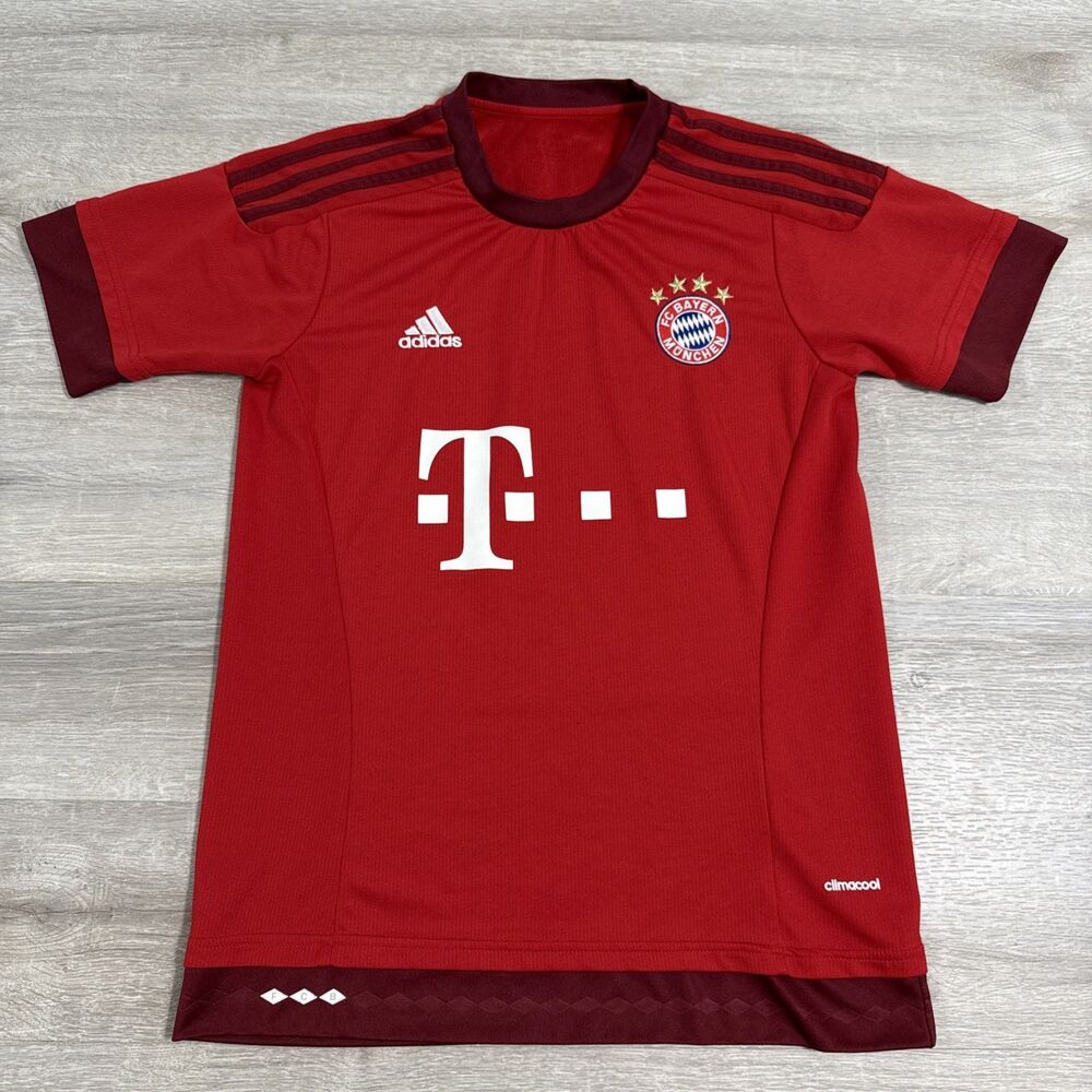 Bayern Munich Soccer Jersey Adidas Menโs Small Red 2015โ16 Home